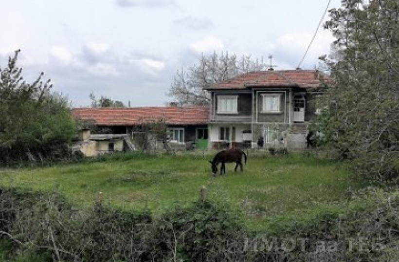 Read more... - For sale house in Petrov dol